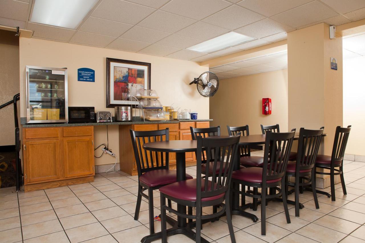 Hotel Days By Wyndham Park Kansas