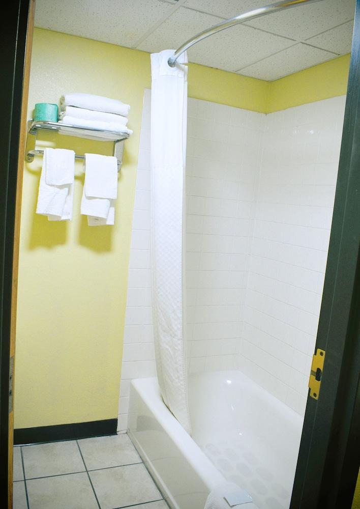 Hotel Days By Wyndham Park Kansas Park City