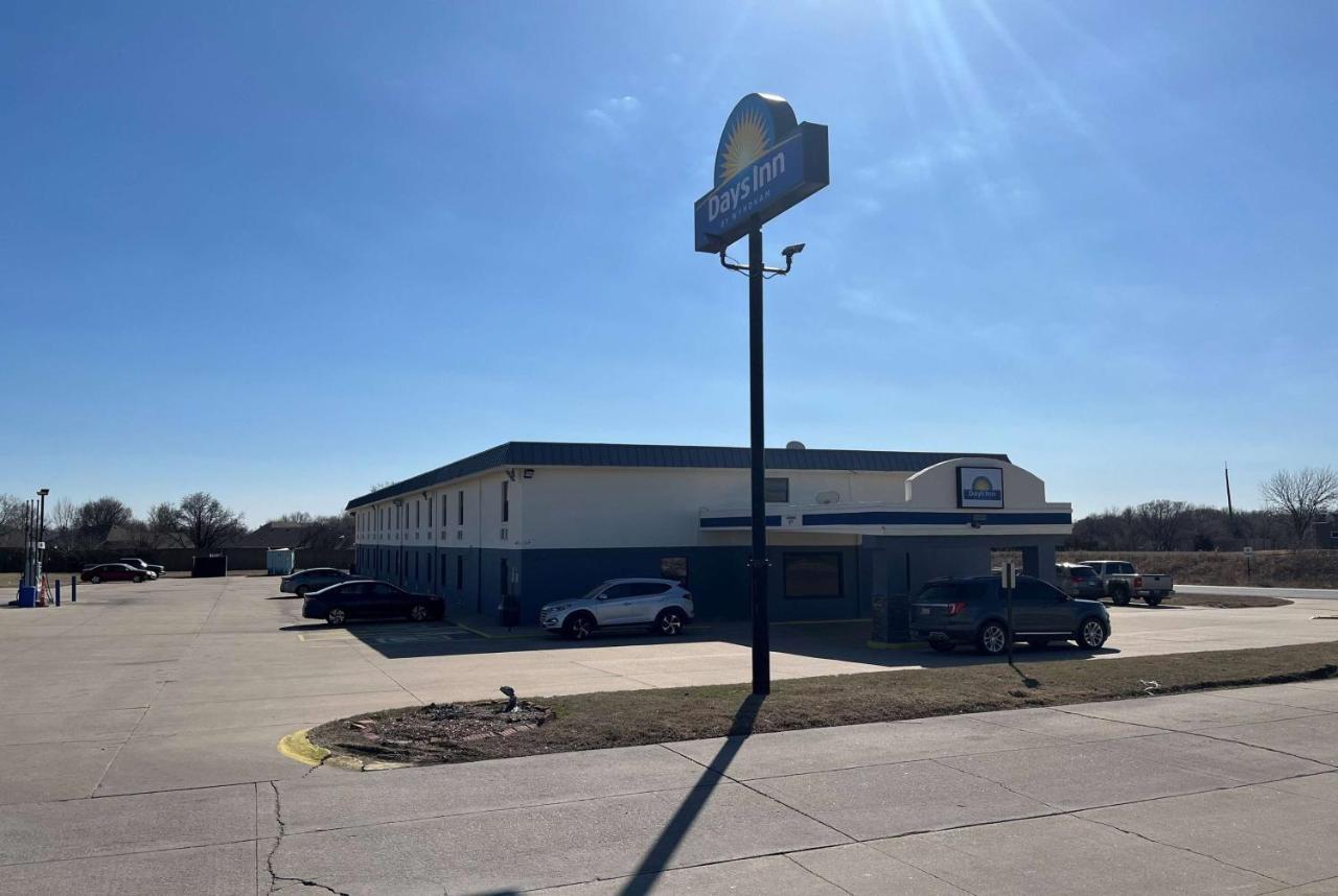 Days By Wyndham Park Kansas Hotel 2*